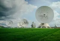 Ilustrasi Teknologi Satelit