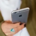 Ilustrasi iPhone
