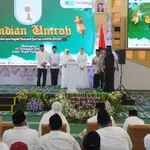 Gubernur Khofifah Hadiri Nuzulul Qur’an di Islamic Centre Jatim