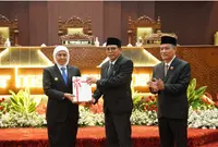 Rapat Paripurna di Gedung DPRD Jatim, Surabaya