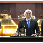 Rapat Paripurna DPRD Jawa Timur