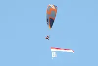 Atraksi Paramotor dan Marching Band Meriahkan Upacara HUT ke-81 RI