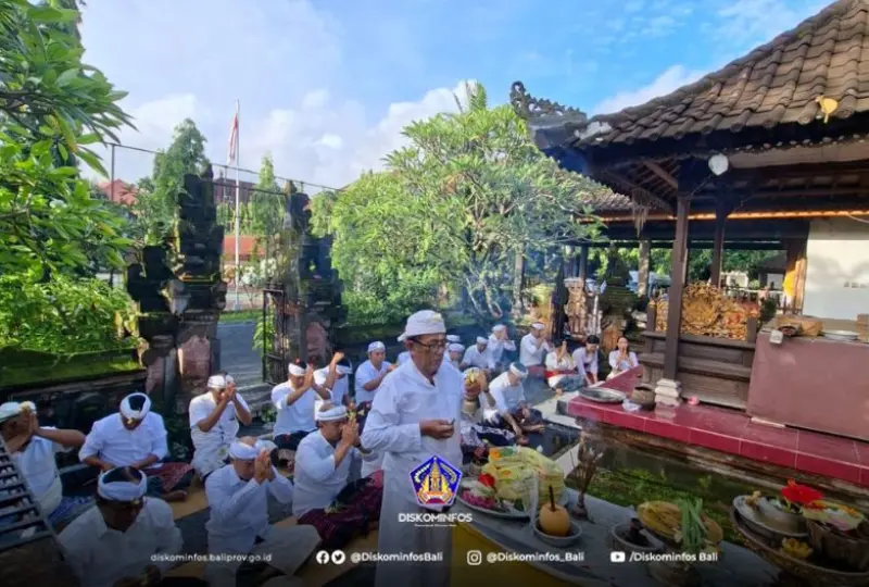 PPPK Paruh Waktu Resmi Dilantik di Diskominfos Provinsi Bali-2