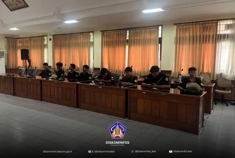 Kunjungan Siswa SMK Negeri 6 Denpasar ke Diskominfos Bali