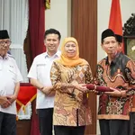 Gubernur Khofifah Beri Penghargaan untuk 604 Pendonor Jatim