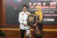 Gubernur Khofifah Apresiasi Valen di Dangdut Academy 2025