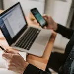 Ilustrasi Whatsapp Web