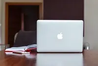 Ilustrasi Keamanan Macbook