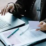 Ilustrasi Alat Pendeteksi Plagiarisme