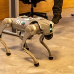 Ilustrasi Robot Anjing Pintar