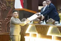 Rapat Paripurna Penyampaian PA Fraksi DPRD Jawa Timur