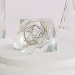 Ilustrasi Prinsip Holografik