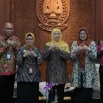 Gubernur Khofifah Dukung Suksesnya Sensus Ekonomi 2026 di Jatim
