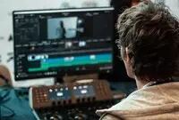 Ilustrasi Aplikasi Generate AI Video