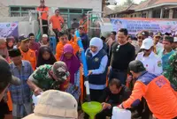 Gubernur Khofifah Salurkan Bantuan Air Bersih Senilai Rp673 Juta di Sumenep