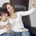 Ilustrasi Oversharing