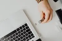 Ilustrasi Transfer Data