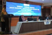 Kominfo Jatim Bekali Penyandang Tunanetra Keterampilan Voice Over dan Podcast
