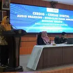Kominfo Jatim Bekali Penyandang Tunanetra Keterampilan Voice Over dan Podcast