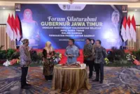 Gubernur Jawa Timur bersilaturahmi dengan warga Jatim di Kalimantan Selatan