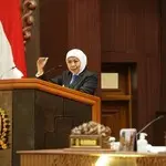 Gubernur Khofifah Tanggapi Sejumlah Rekomendasi DPRD dalam Paripurna LKPJ