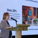 Karen Woo, Sales Director Public Sector ASEAN Denodo, dalam Acara CDO CIO Summit 2026