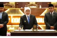 Dua Perda Baru Jatim Disahkan, Perseroda PJU dan Nomenklatur Dinas