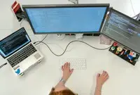 Ilustrasi Vibe Coding 2