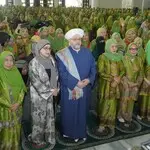Gubernur Khofifah Hadiri Harlah ke - 80 Muslimat NU