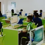 Ilustrasi Pembelajaran Koding di Sekolah
