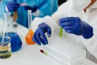 Ilustrasi Integrasi Quantum Computing dan AI untuk Percepat Riset Kimia