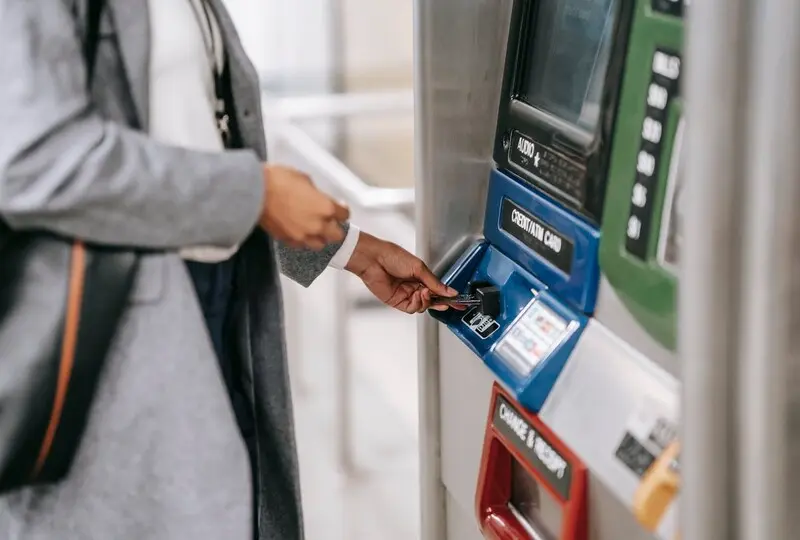 Ilustrasi Human Machine Interface