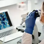 Ilustrasi Pengembangan Obat Berbasis AI