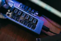 Ilustrasi Juice Jacking