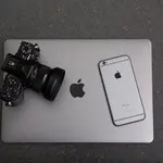 Ilustrasi Produk Apple