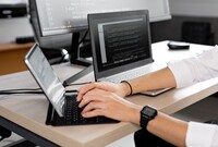 Ilustrasi Security Operations Center