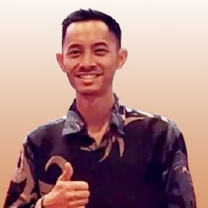 Muamar Zamri